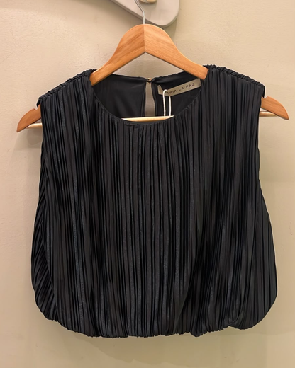 Blusa Plisada Negra