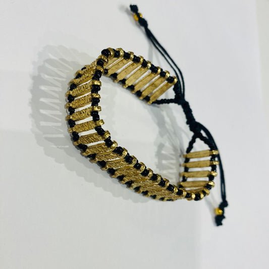 Pulsera Rayas Doradas