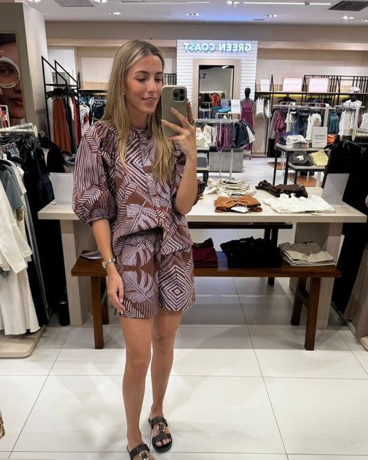 Camisa Gema Hojas Chocolate