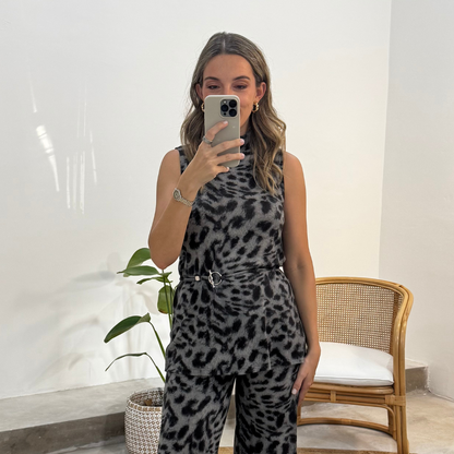 Blusa Tania Animal Print Negro
