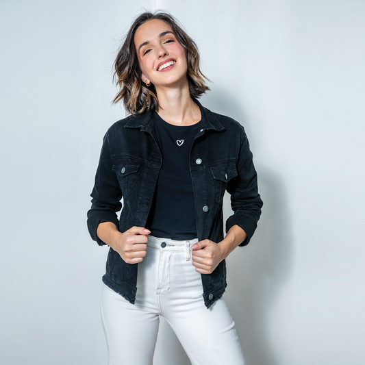 Campera denim negra con flecos